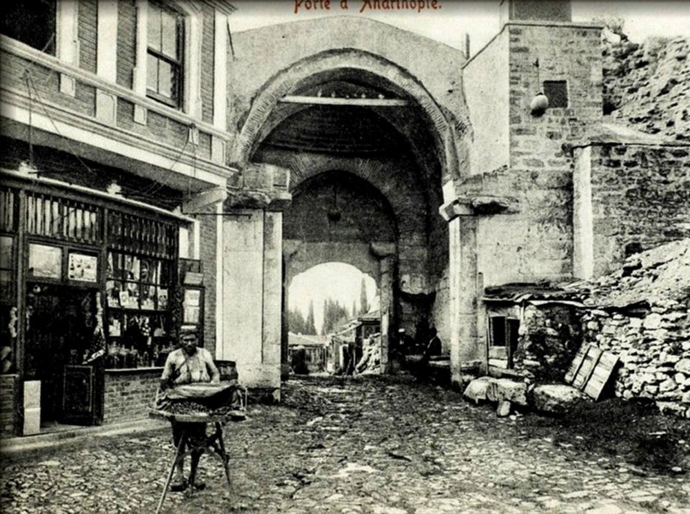 SURLAR BOYU BİZANS’TAN OSMANLI’YA